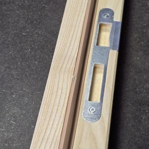 Porte Bois Isoplane ANTLIA3 730 Frêne Blanc Européen – Design Géométrique Unique, 2040 x 730 mm – Image 5